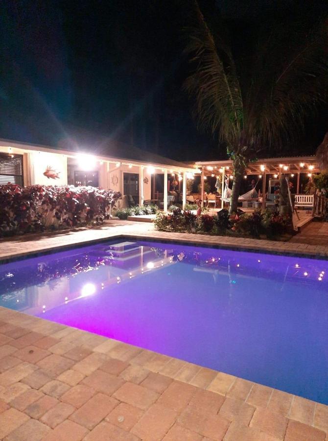 Private Tropical Paradise Guesthouse! Loxahatchee Exteriör bild