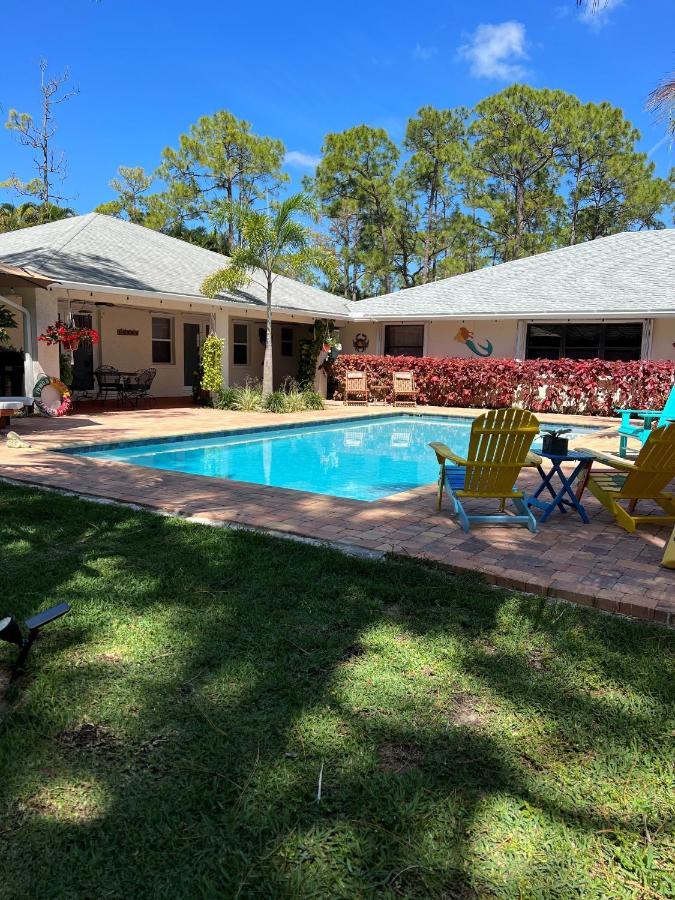 Private Tropical Paradise Guesthouse! Loxahatchee Exteriör bild