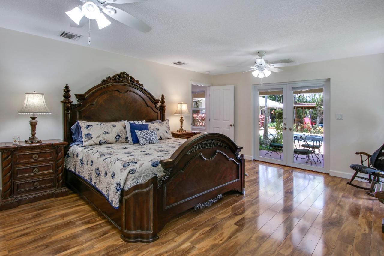 Private Tropical Paradise Guesthouse! Loxahatchee Exteriör bild